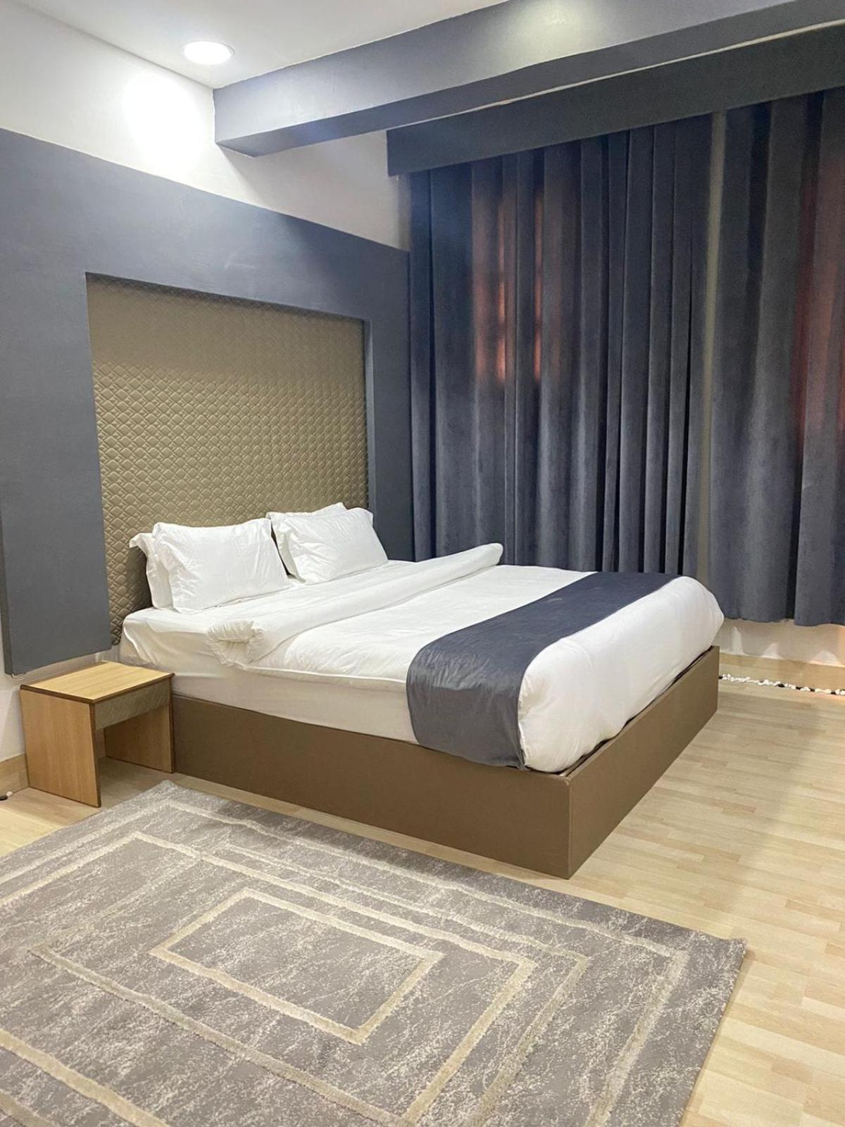 Al Hussam Hotel Apartments Rusayl Luaran gambar