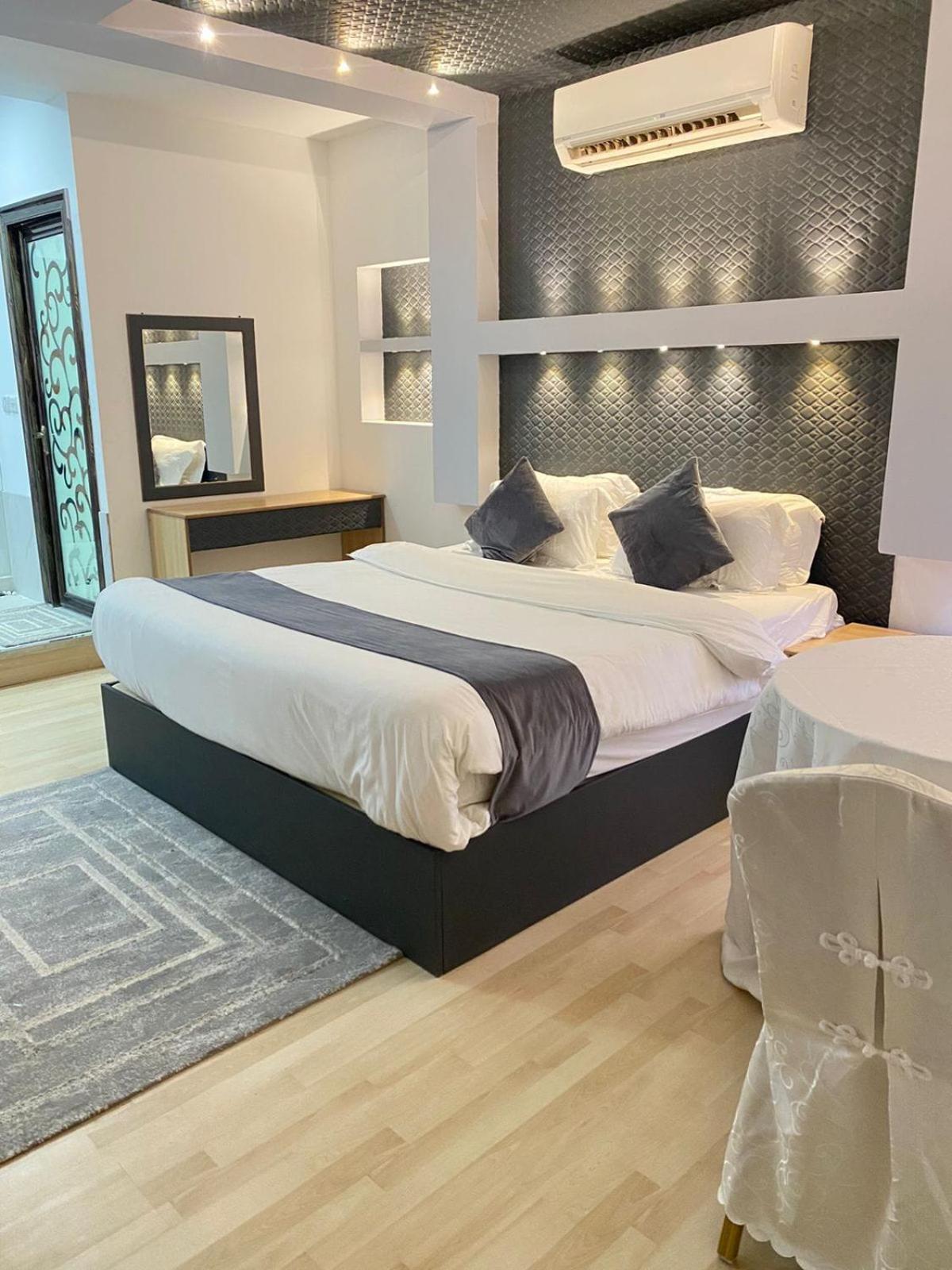 Al Hussam Hotel Apartments Rusayl Luaran gambar