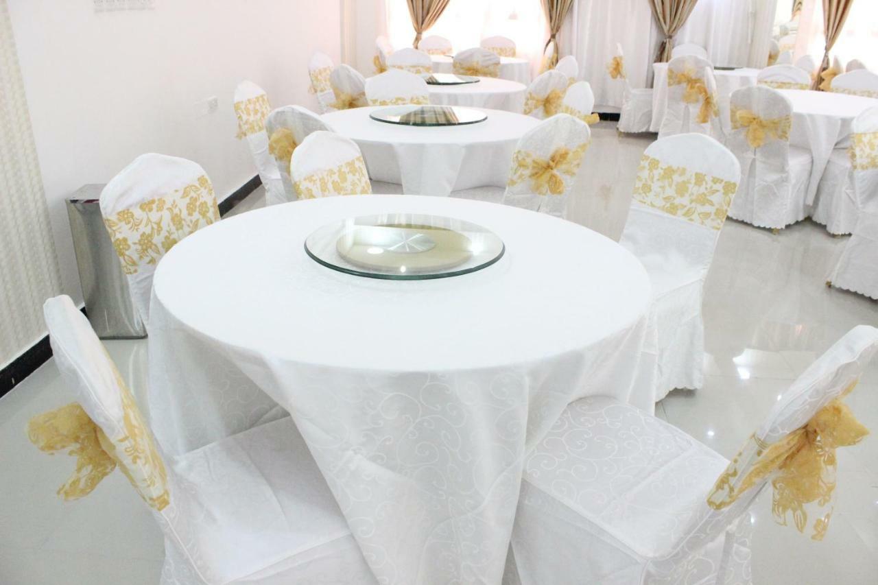 Al Hussam Hotel Apartments Rusayl Luaran gambar